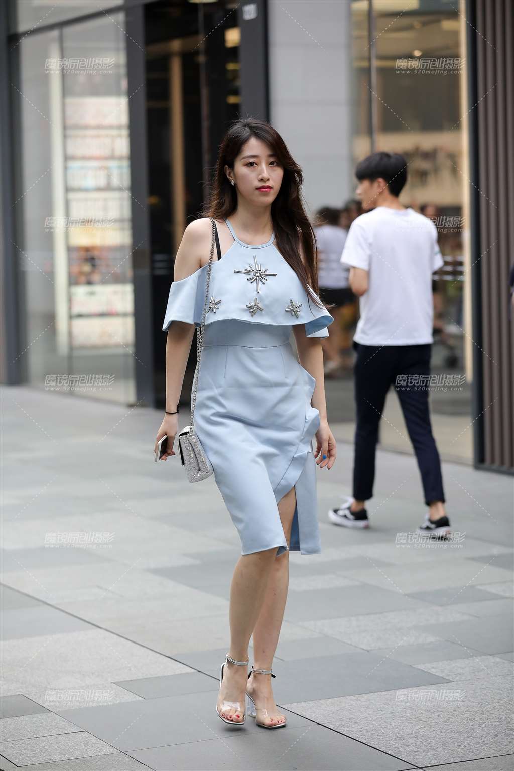 图片[3]-散发着迷人的气质-街拍流行馆