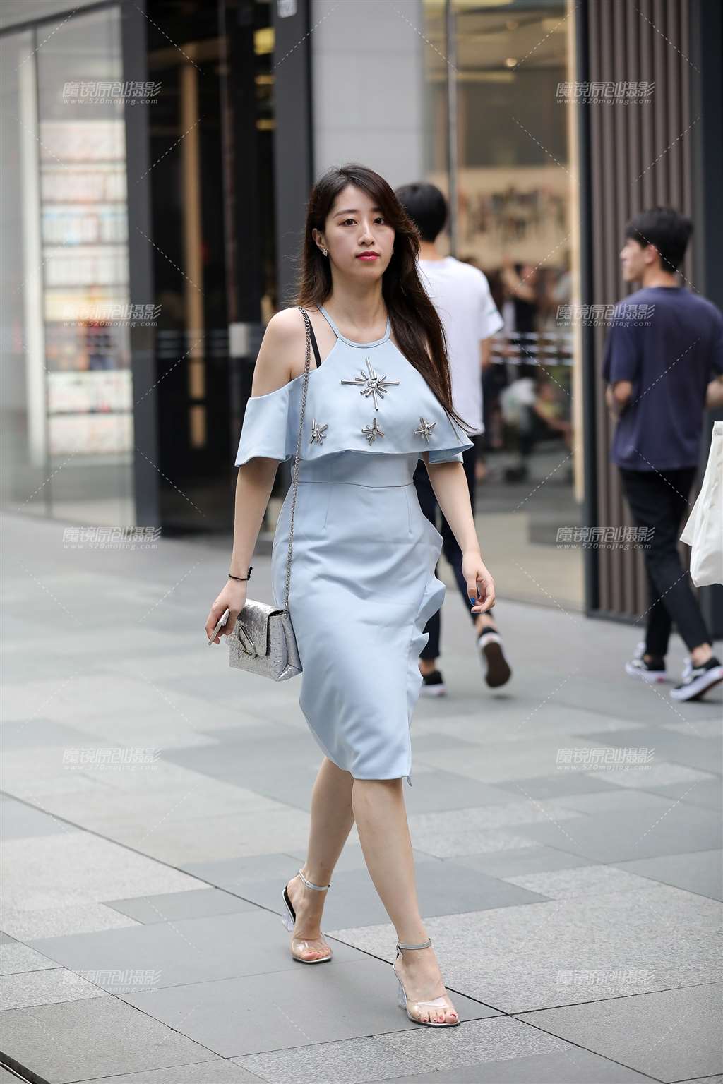 图片[4]-散发着迷人的气质-街拍流行馆
