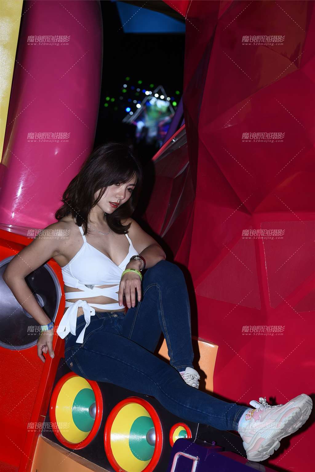 图片[2]-爱被拍的牛妹**-街拍流行馆