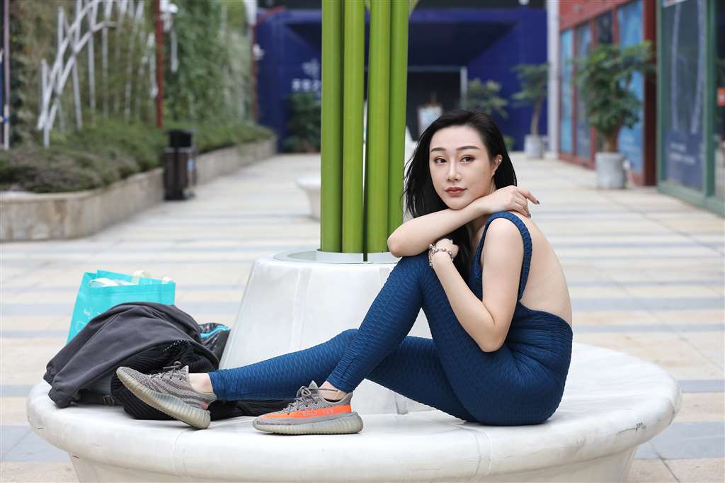 图片[4]-健身美女cc-街拍流行馆