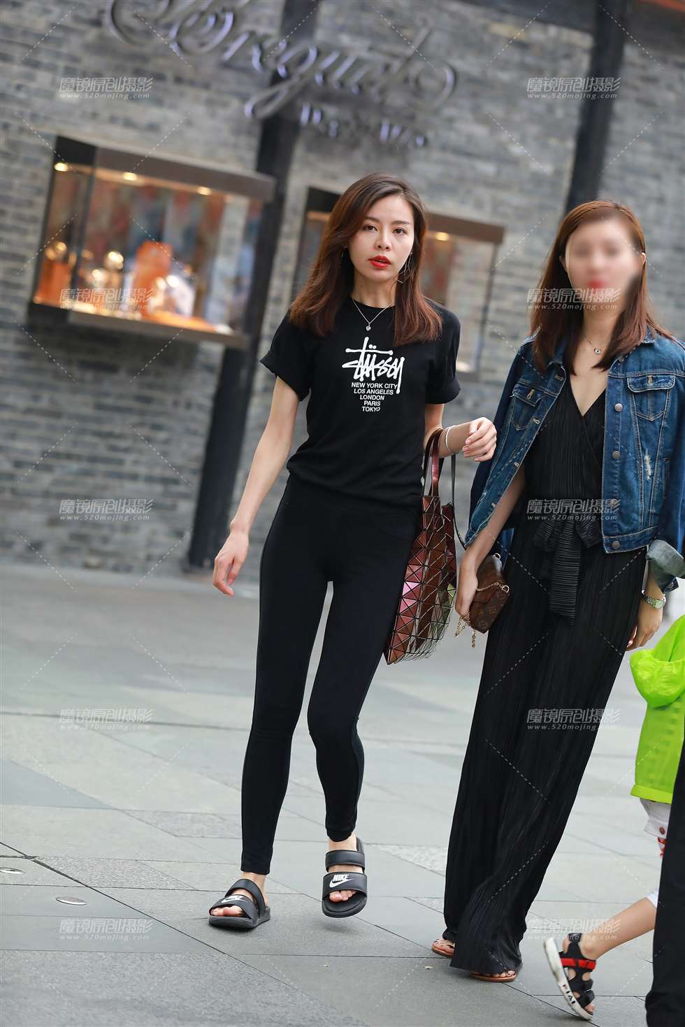 图片[5]-【视觉冲击赛贴】身材比例真好，圆润的美臀-街拍流行馆