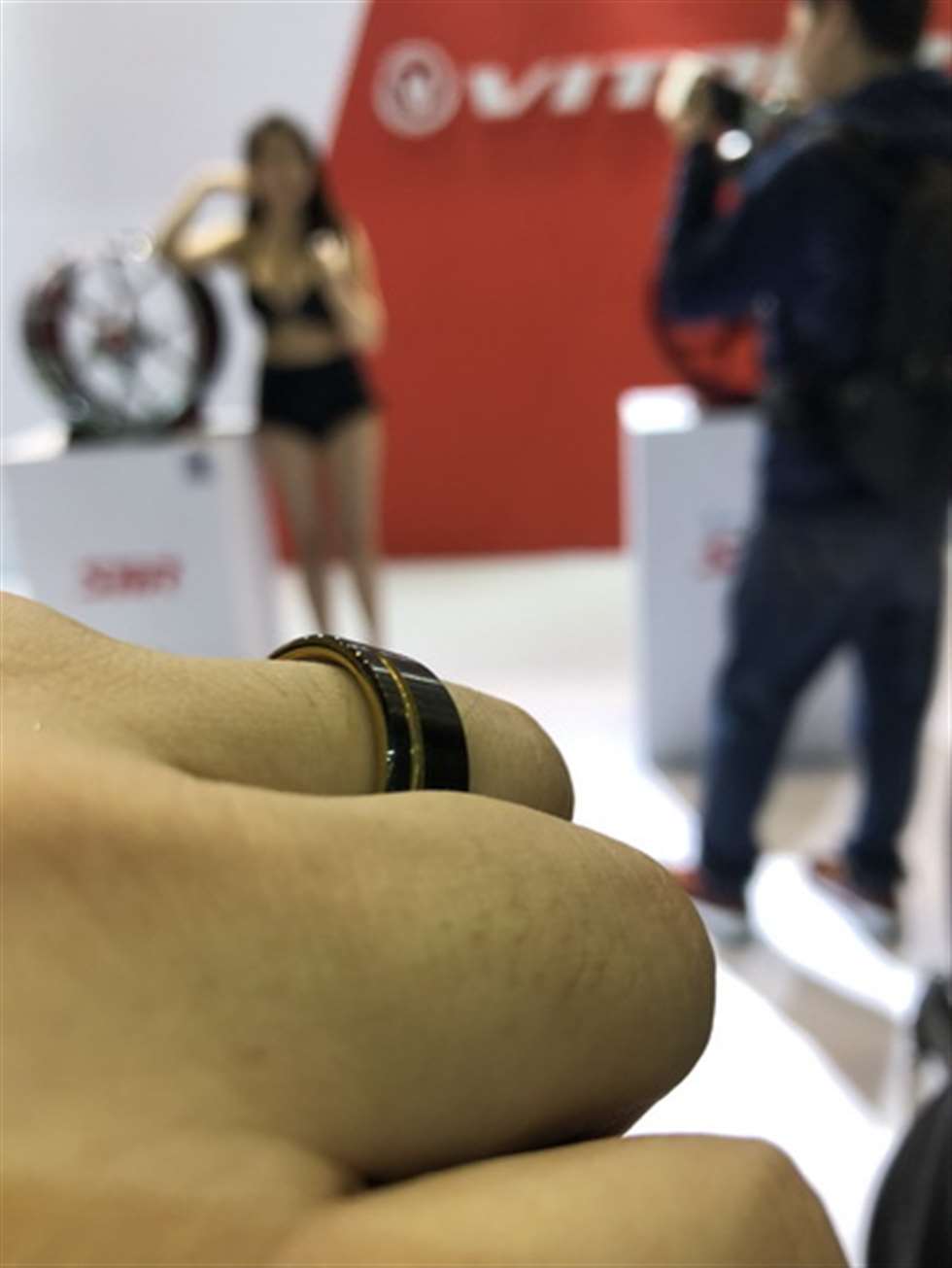 图片[3]-【Mark赛帖】丰满的黑色比基尼美女-街拍流行馆
