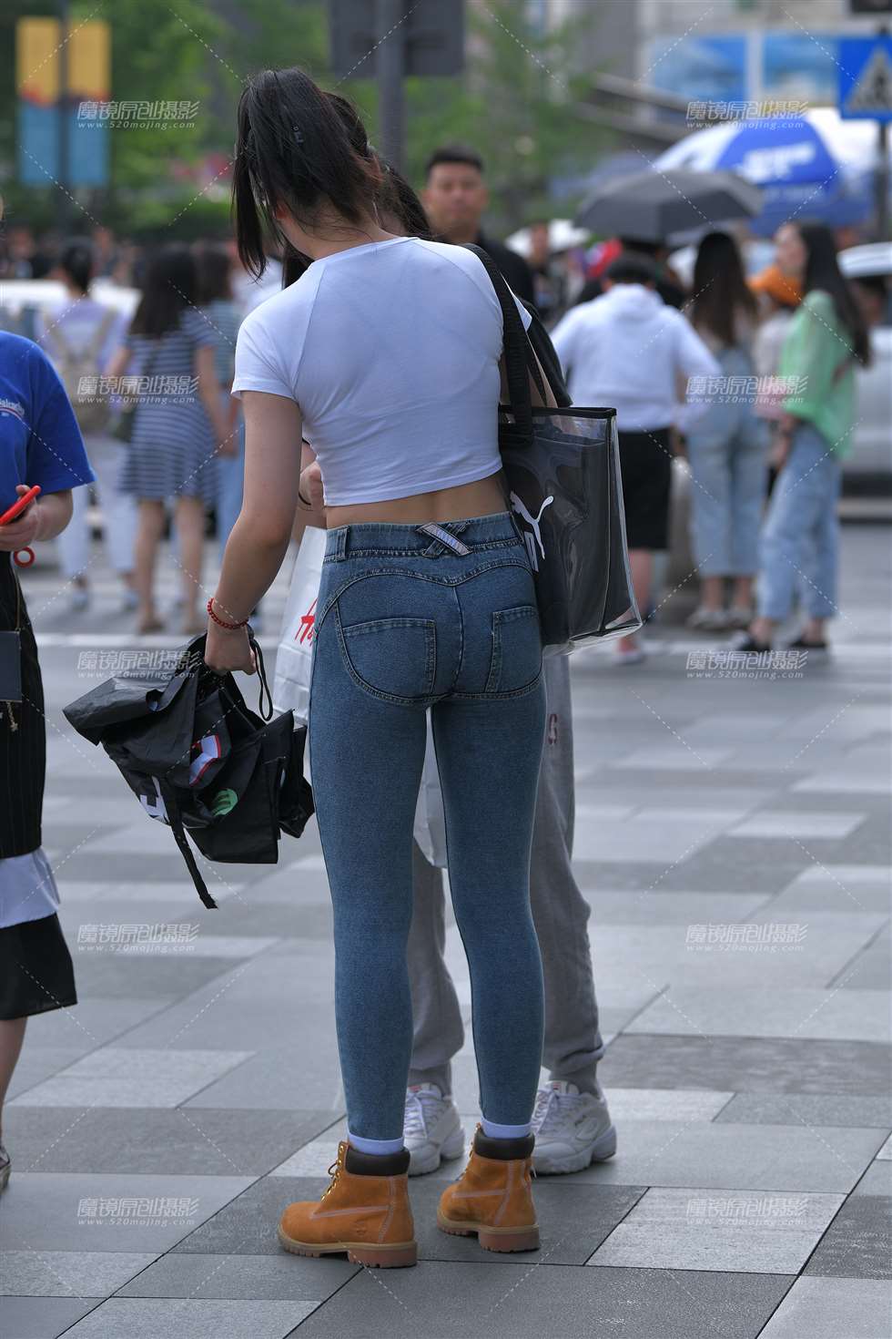 图片[4]-【视觉冲击赛贴】好久冇遇见蜜桃裤美眉了-街拍流行馆
