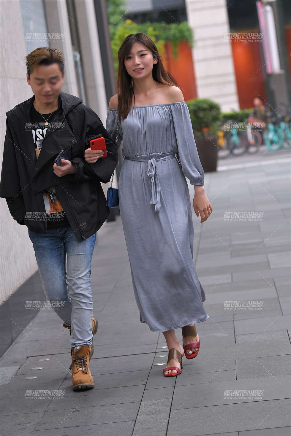 图片[1]-【视觉冲击赛贴】薄款长裙，朦胧美-街拍流行馆