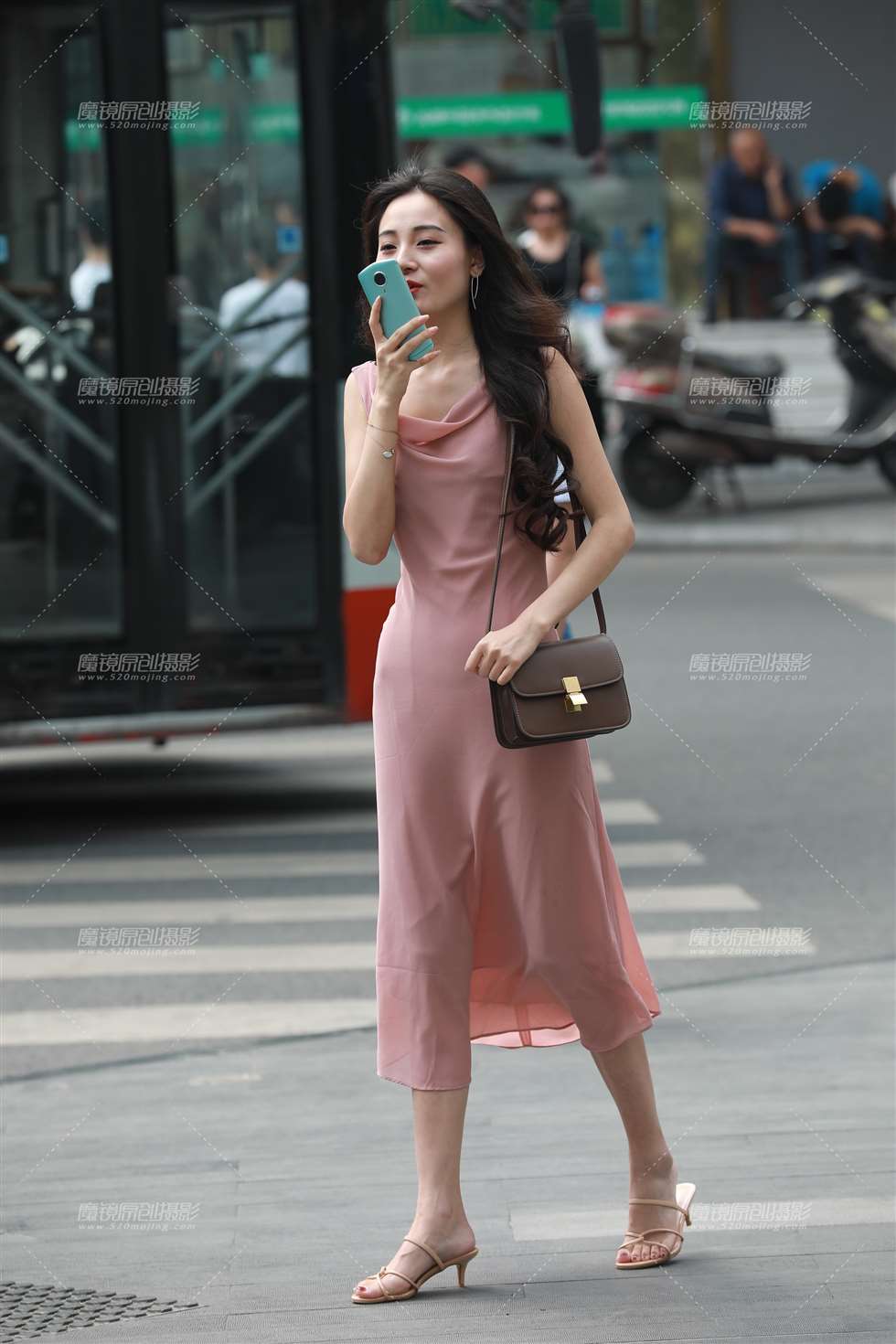 图片[4]-【凯恩赛贴】娴静如花 温柔似水 窈窕迷人-街拍流行馆