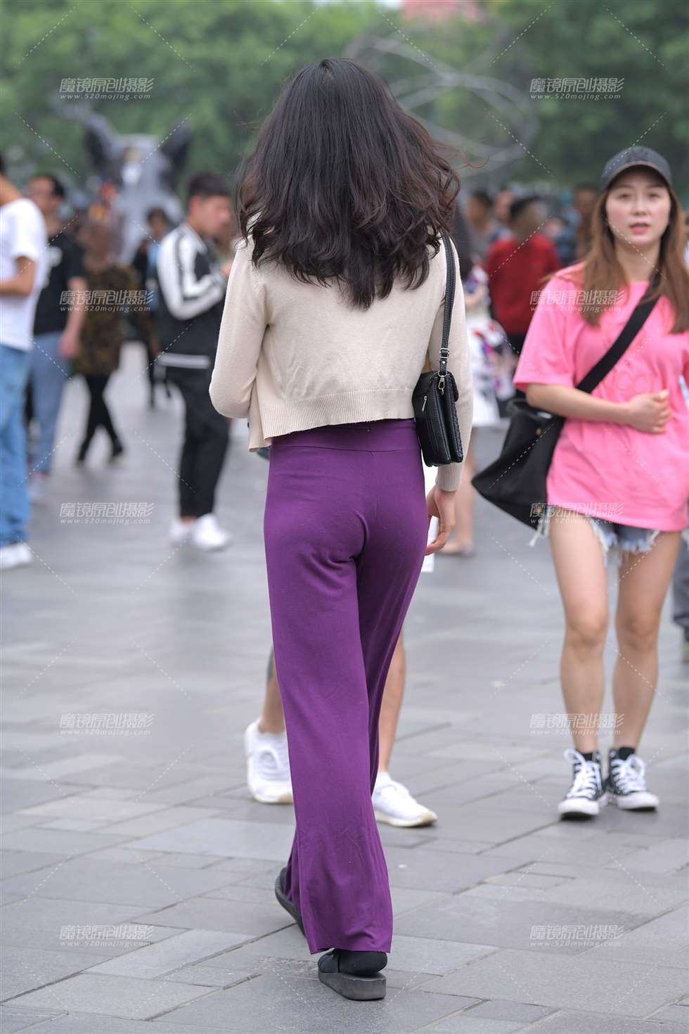图片[2]-【纳兰赛帖】一个叫忧郁紫的姑娘-街拍流行馆