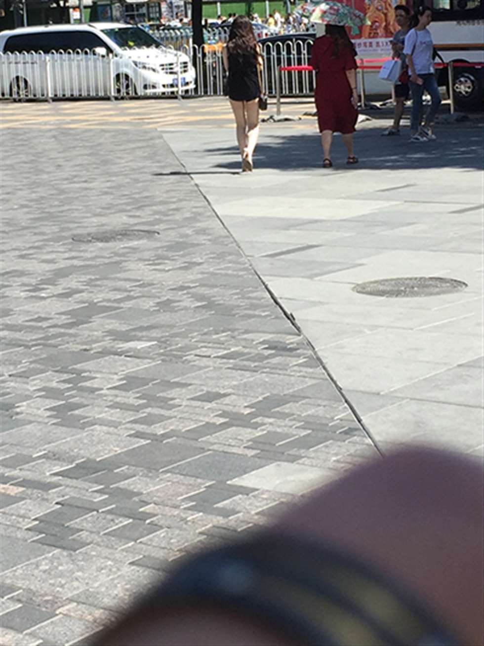 图片[3]-【红石赛帖】高跟长腿美女-街拍流行馆
