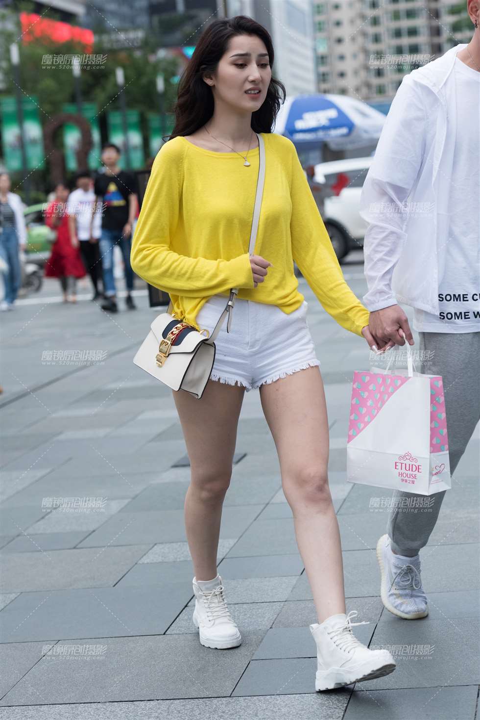 图片[3]-【慕容笙赛帖】热裤运动美女-街拍流行馆