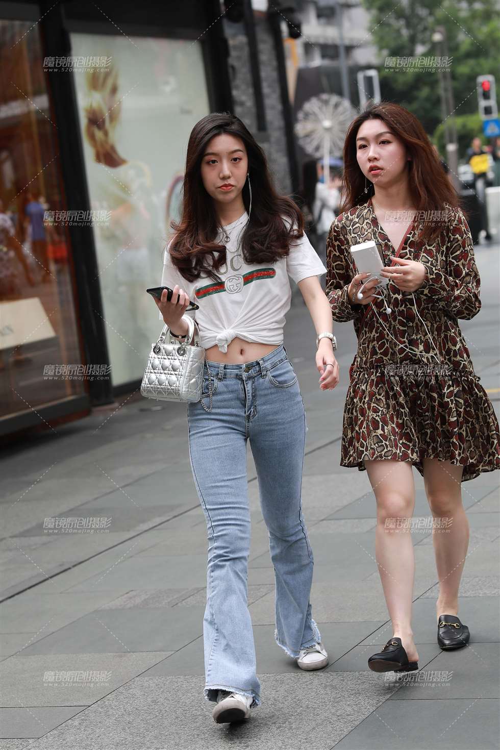 图片[4]-【凯恩赛贴】喇叭紧牛小妹-街拍流行馆
