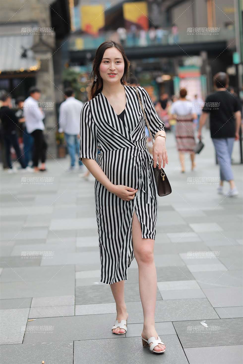 图片[4]-【凯恩赛贴】水灵温柔的孕妇-街拍流行馆