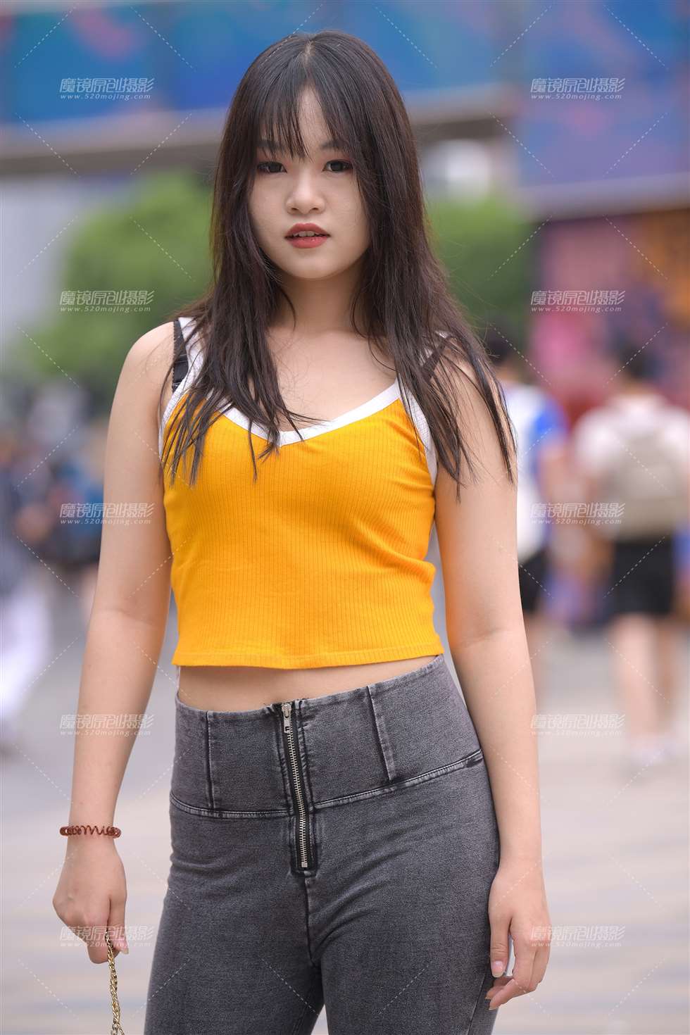 图片[1]-【街拍之魂赛帖】蜜桃女孩-街拍流行馆
