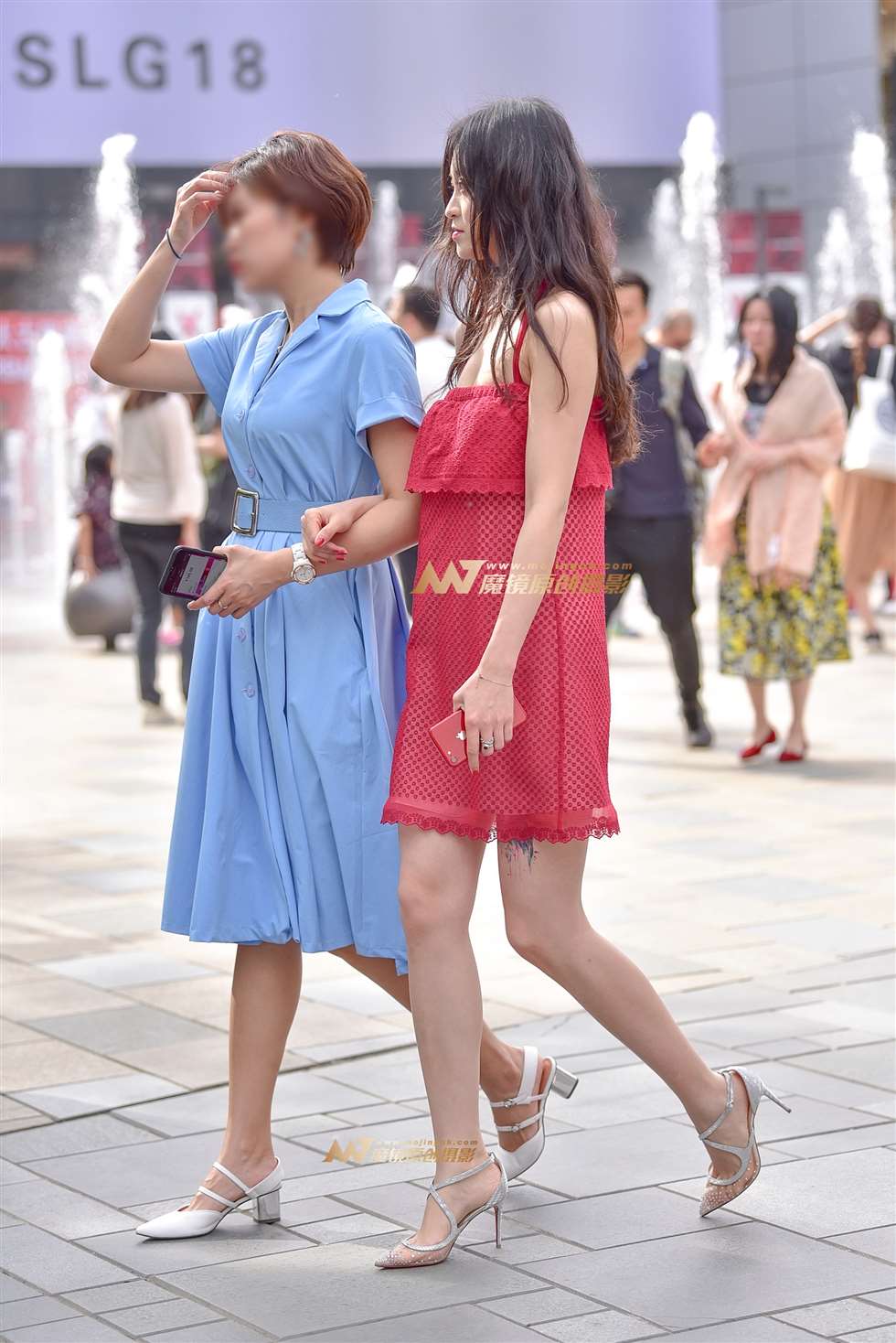 图片[5]-美腿高跟小姐姐-街拍流行馆