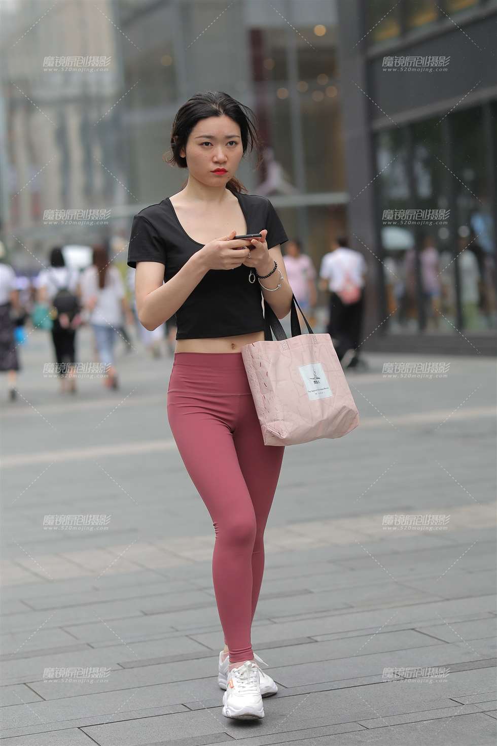 图片[4]-【凯恩赛贴】瑜伽裤小妹-街拍流行馆