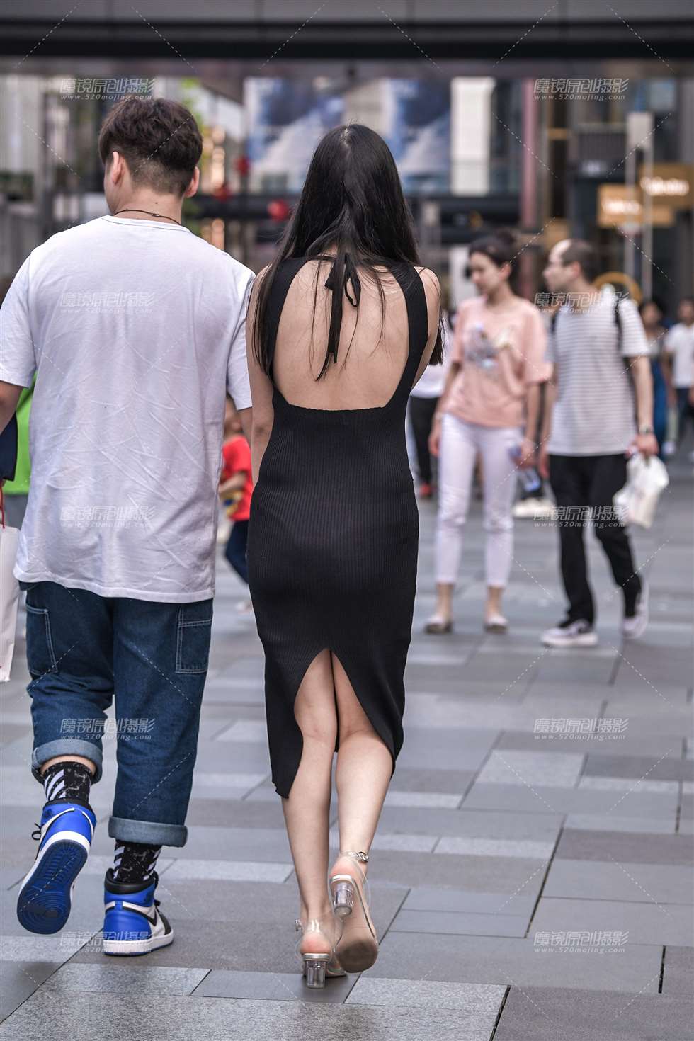 图片[2]-【视觉冲击赛贴】真懂风情的女友-街拍流行馆
