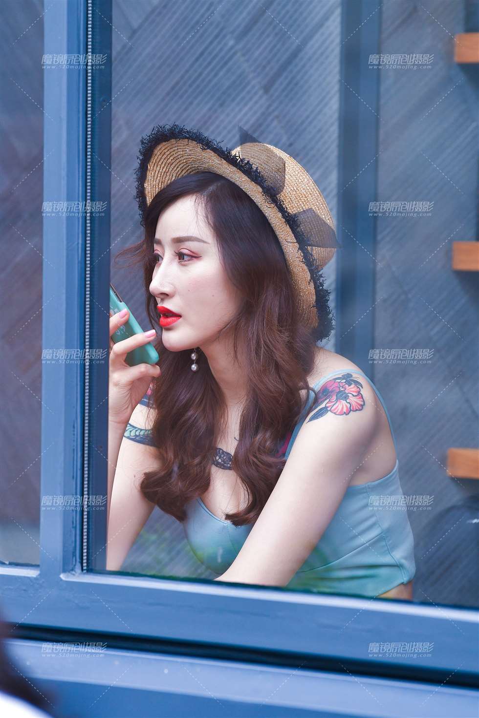 图片[1]-【视觉冲击赛贴】性感高挑小姐姐-街拍流行馆