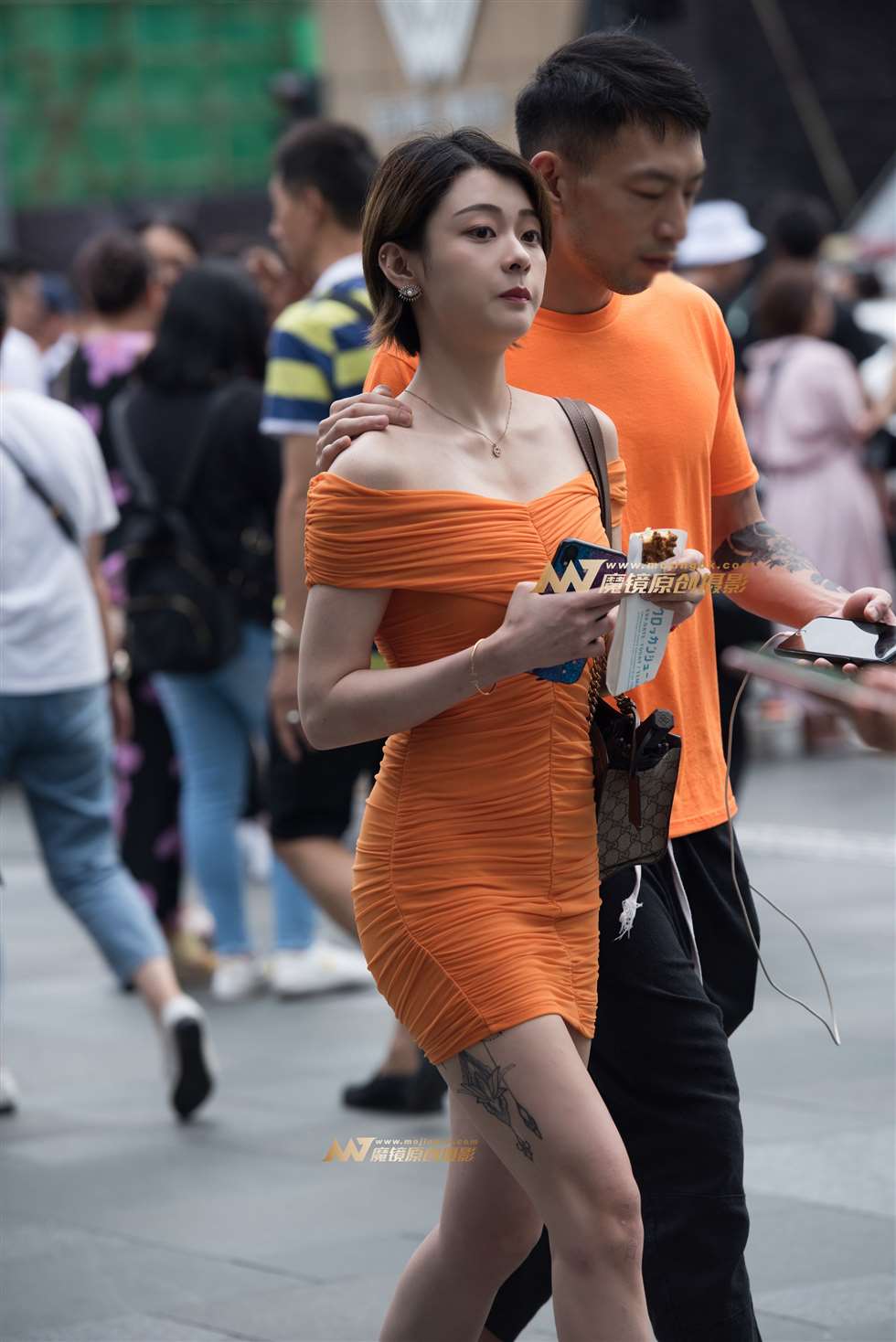 图片[4]-高跟包臀裙美女-街拍流行馆