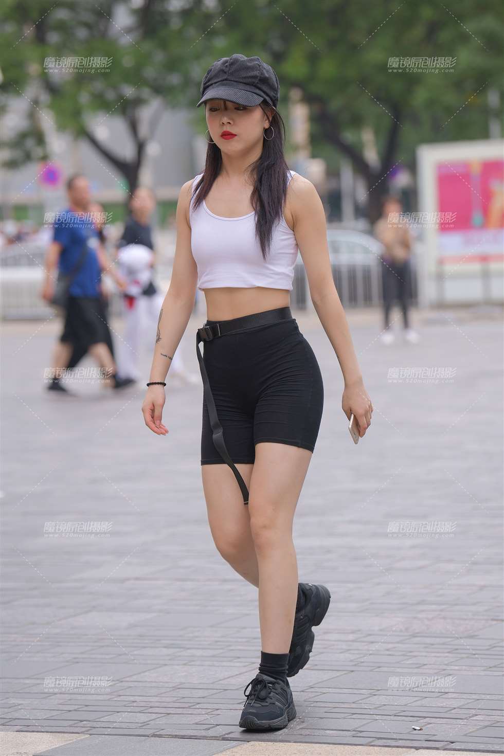 图片[4]-【街拍之魂赛帖】带帽子的酷女孩-街拍流行馆