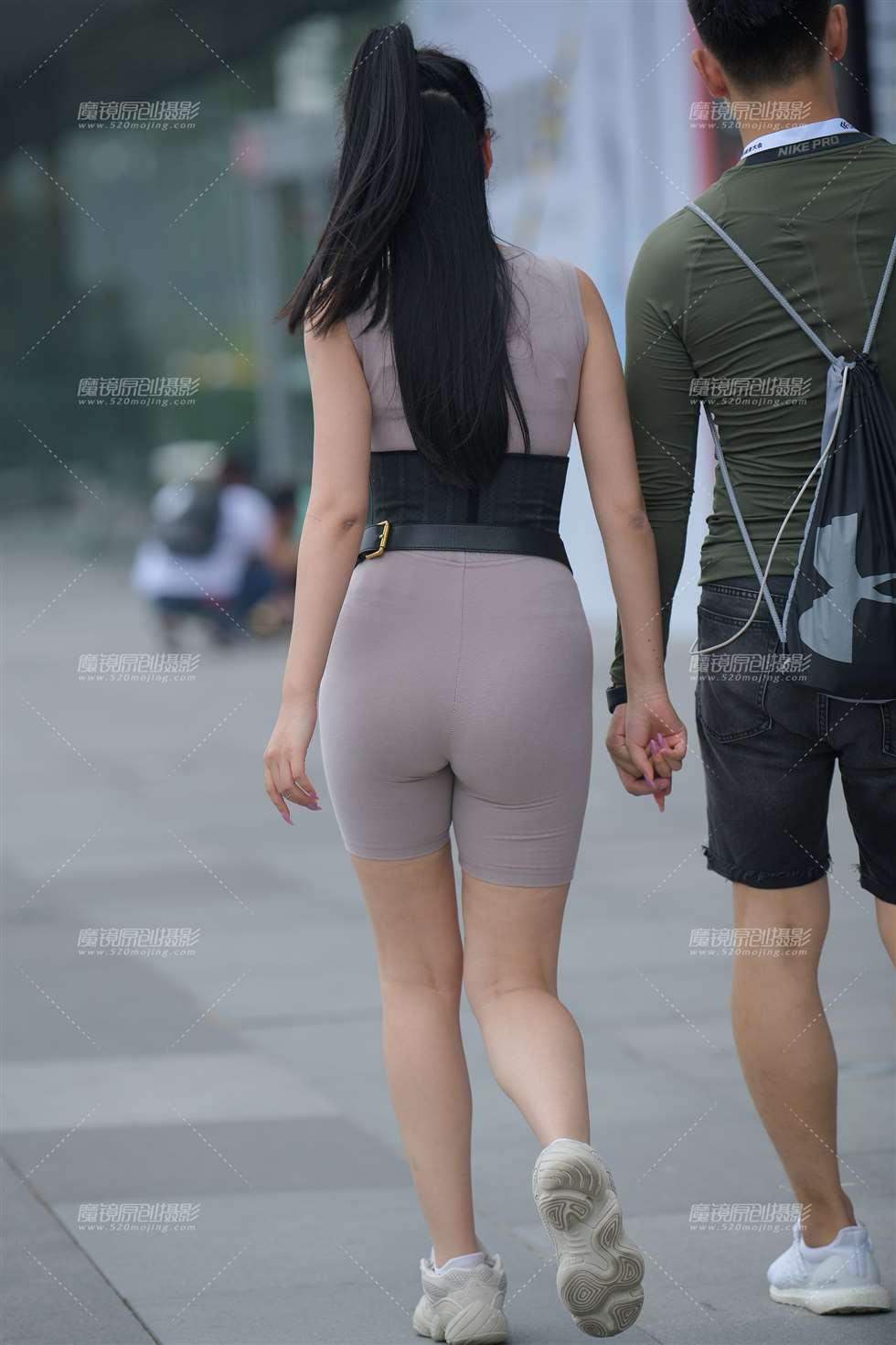 图片[5]-【街拍之魂赛帖】丰臀紧身**-街拍流行馆