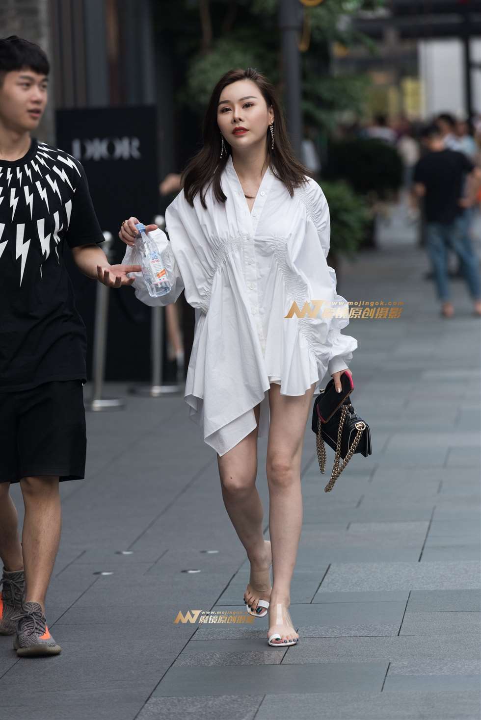 图片[3]-高跟长腿美女-街拍流行馆