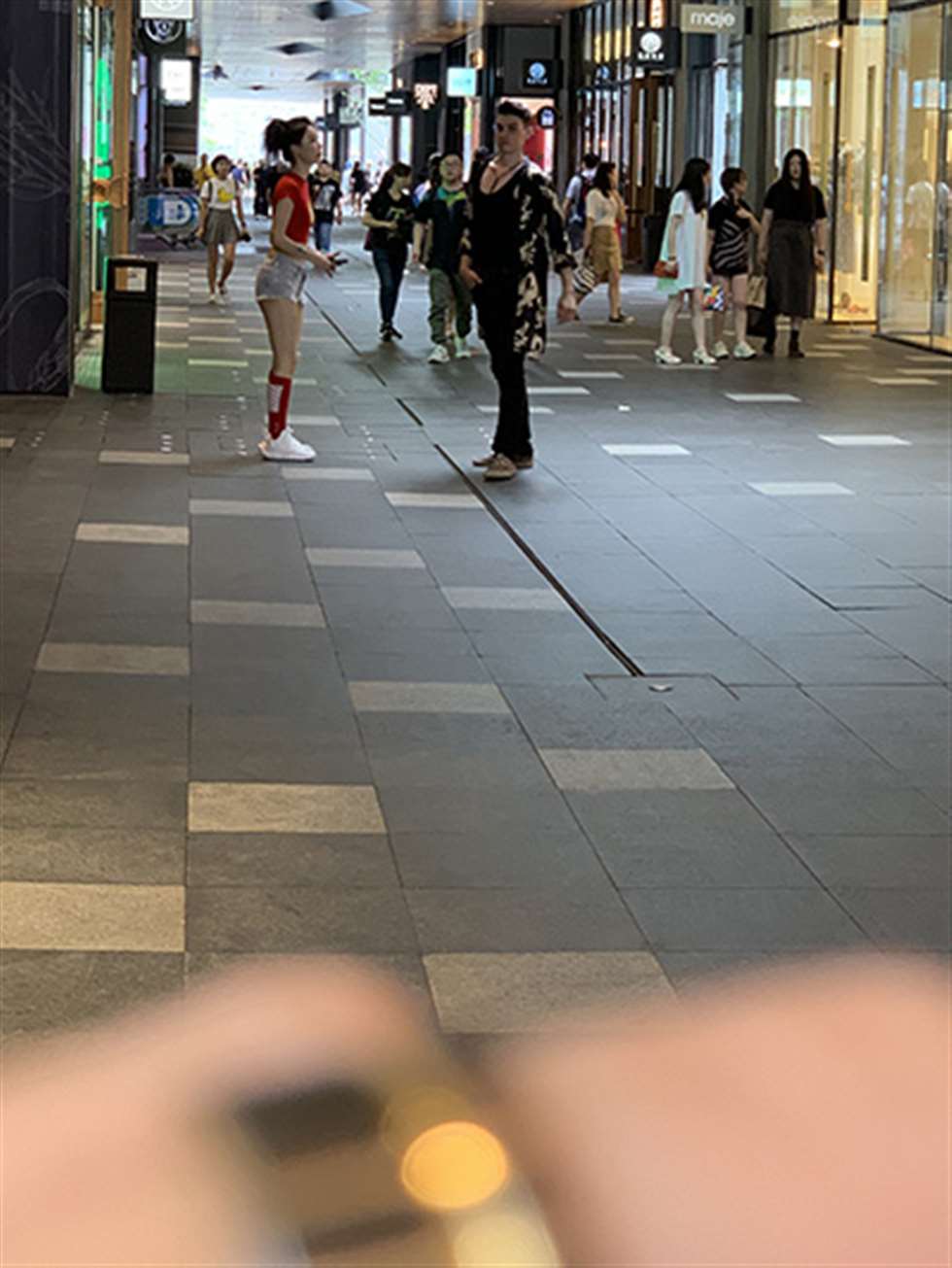 图片[3]-【视觉冲击赛贴】性感小蛮腰，小月牙，美眉-街拍流行馆