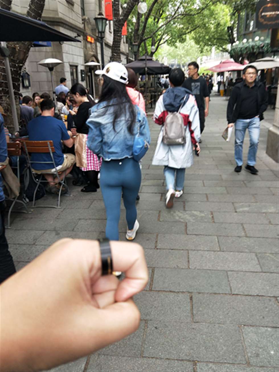 图片[3]-【欧阳幽明赛帖】蓝色瑜伽裤美女-街拍流行馆