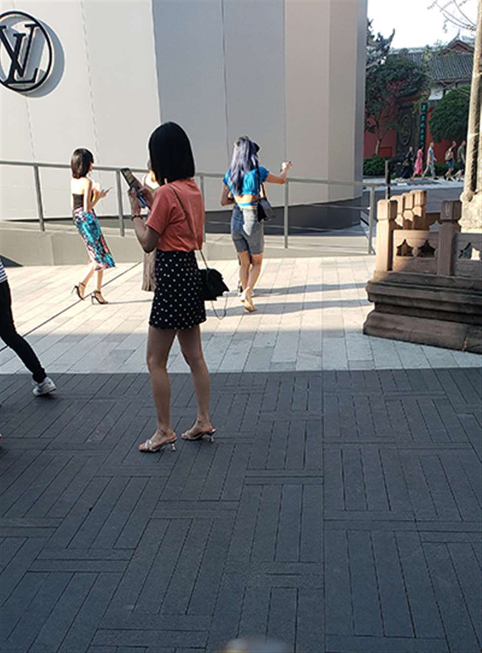 图片[3]-【凯恩赛贴】紧牛五分裤-街拍流行馆