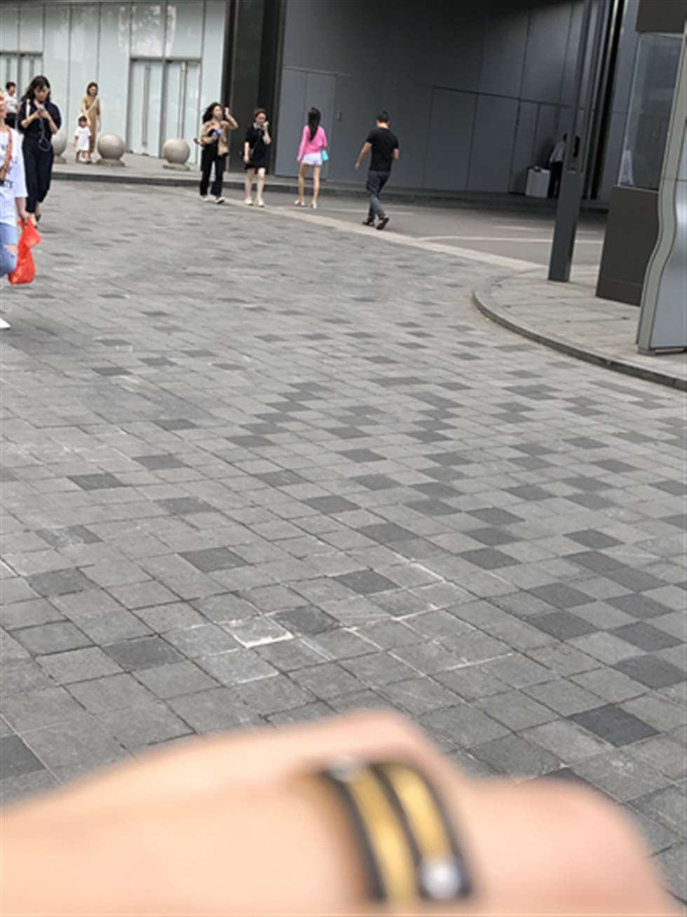 图片[3]-【神摄手赛帖】粉衣小白裤-街拍流行馆