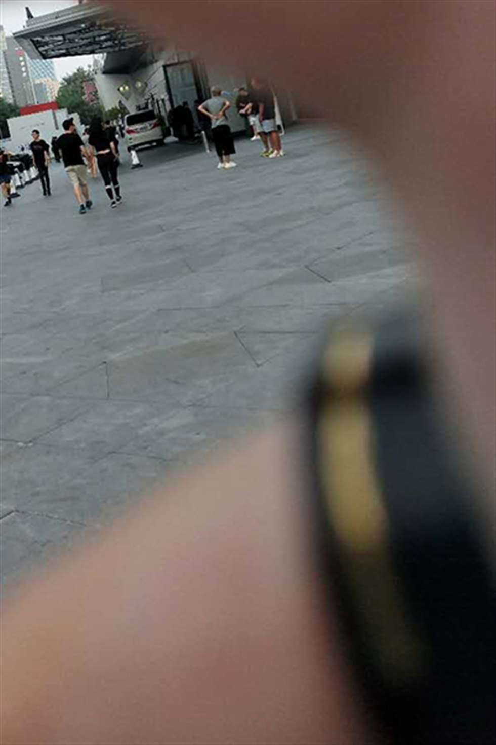 图片[3]-【街拍之魂赛帖】性感紧身黑裤-街拍流行馆