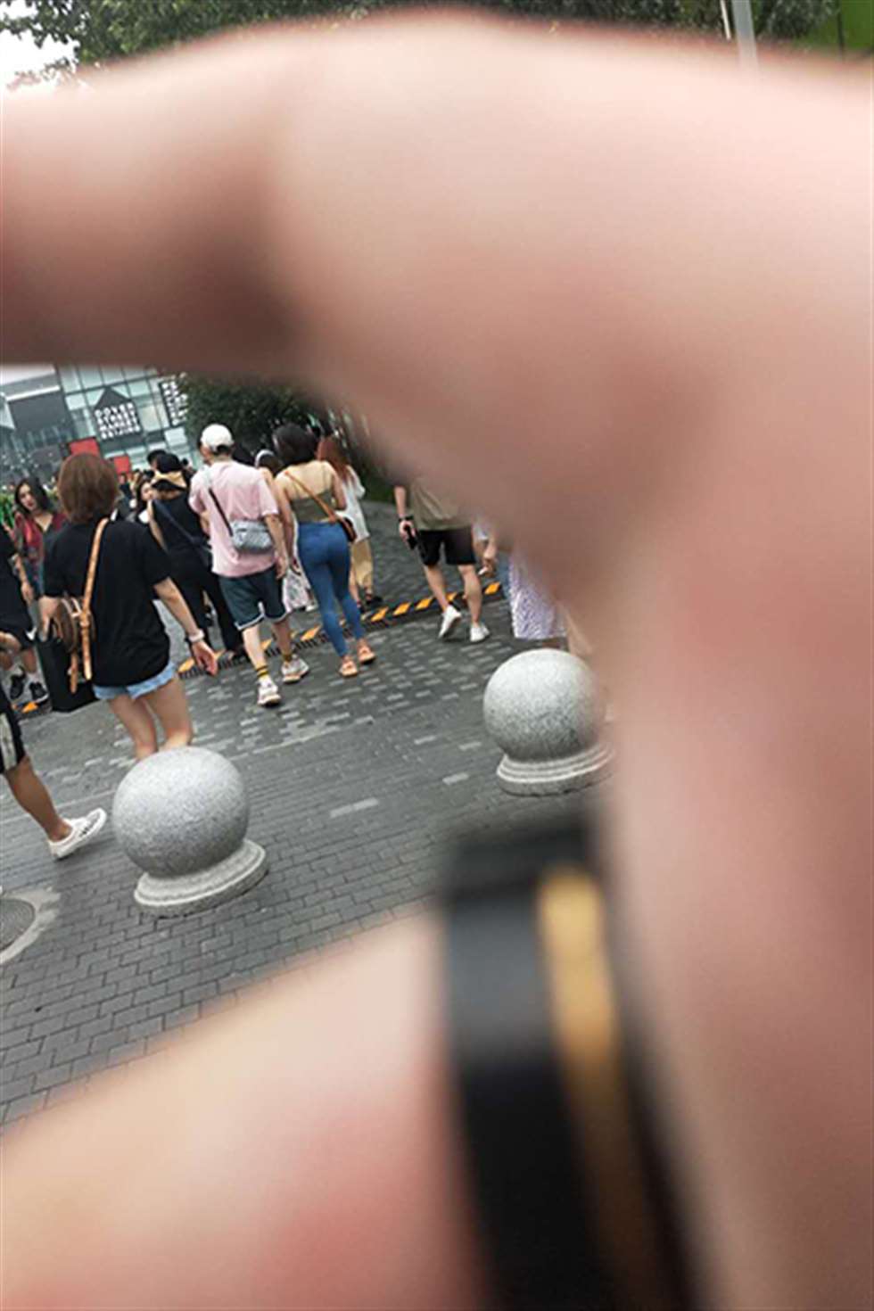 图片[3]-【街拍之魂赛帖】性感紧身丰臀牛仔-街拍流行馆