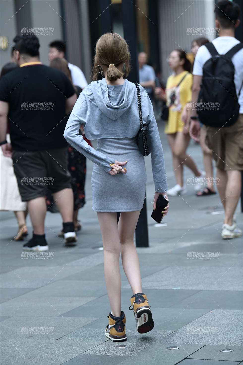 图片[2]-【慕容笙赛贴】包臀裙美女-街拍流行馆