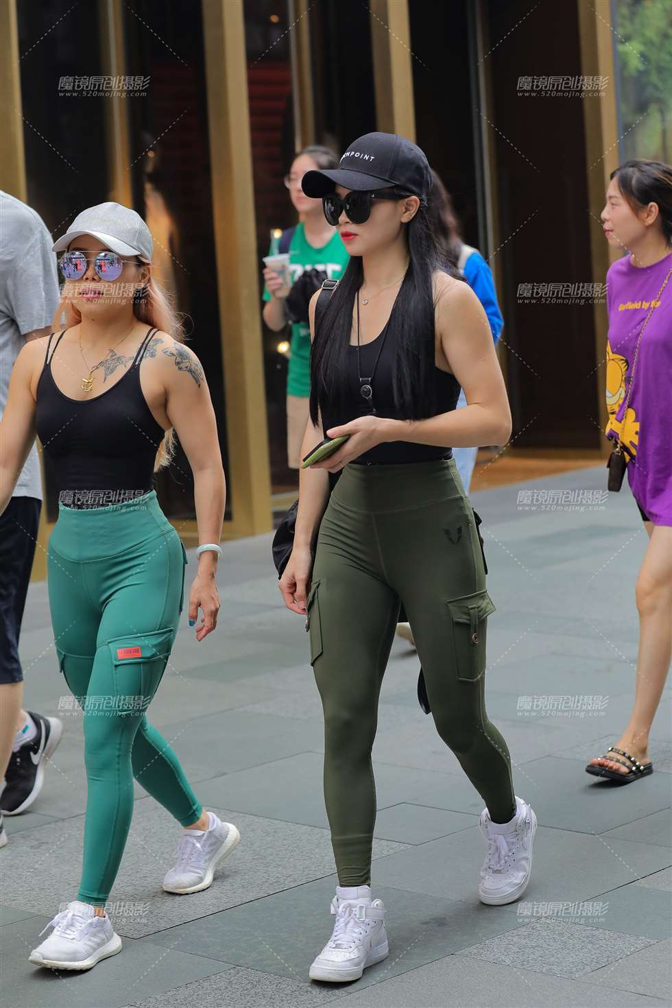 图片[1]-【凯恩赛贴】健身女孩-街拍流行馆