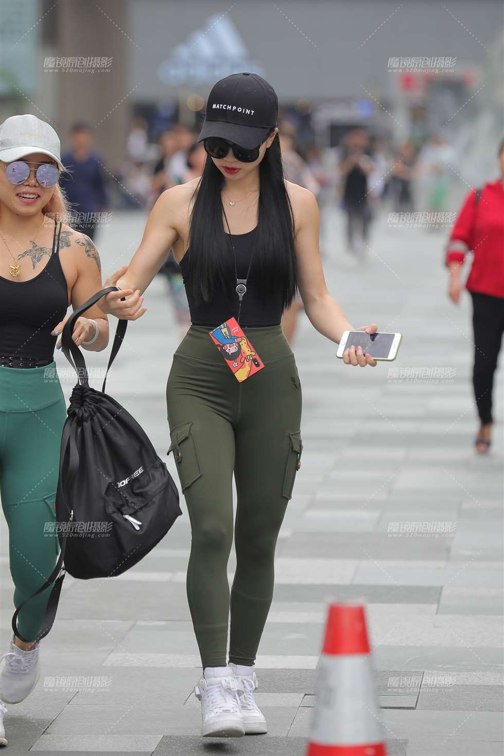 图片[4]-【凯恩赛贴】健身女孩-街拍流行馆