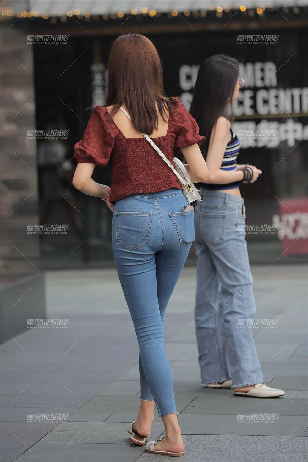 图片[4]-【凯恩赛贴】长腿紧牛美眉-街拍流行馆