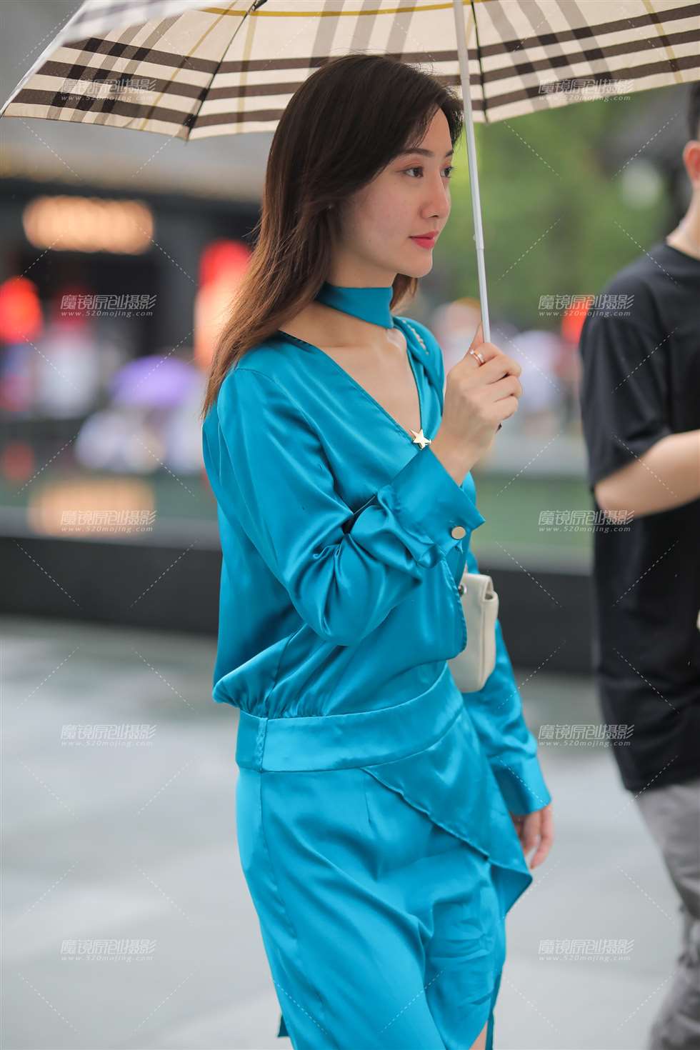 图片[2]-【凯恩赛贴】气质高雅-街拍流行馆