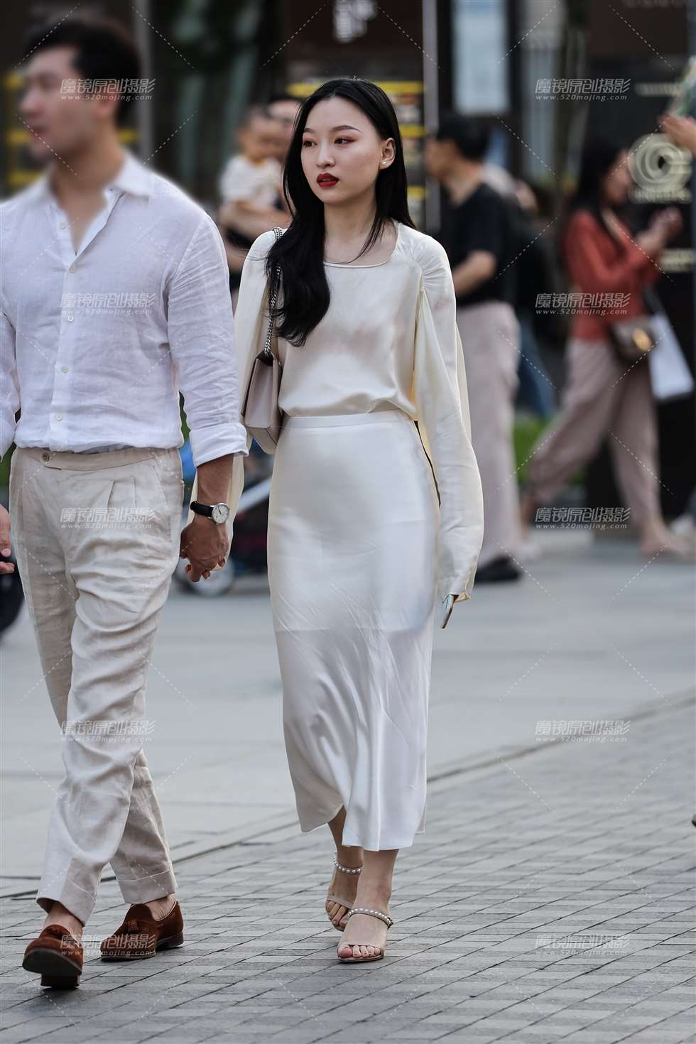 图片[4]-【小默赛帖】第1438篇一身洁白性感美女-街拍流行馆