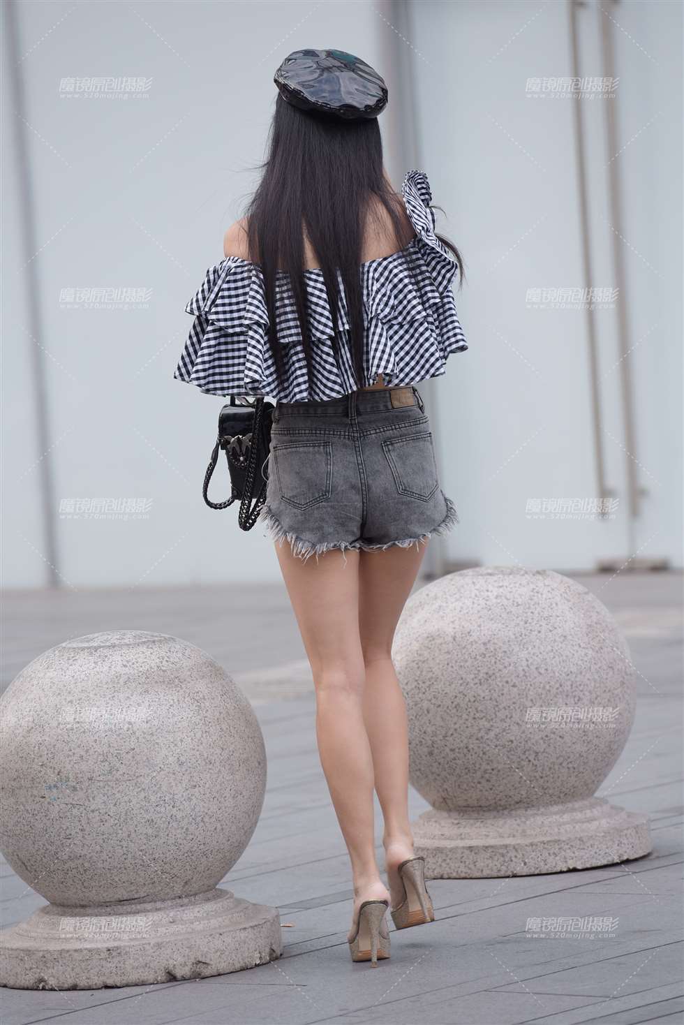图片[5]-【慕容笙赛贴】热裤美女-街拍流行馆
