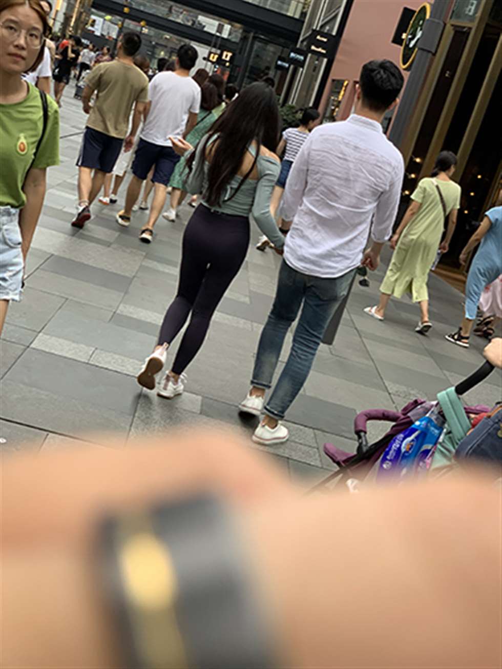 图片[3]-[视觉冲击赛贴】性感的紧身裤女友-街拍流行馆