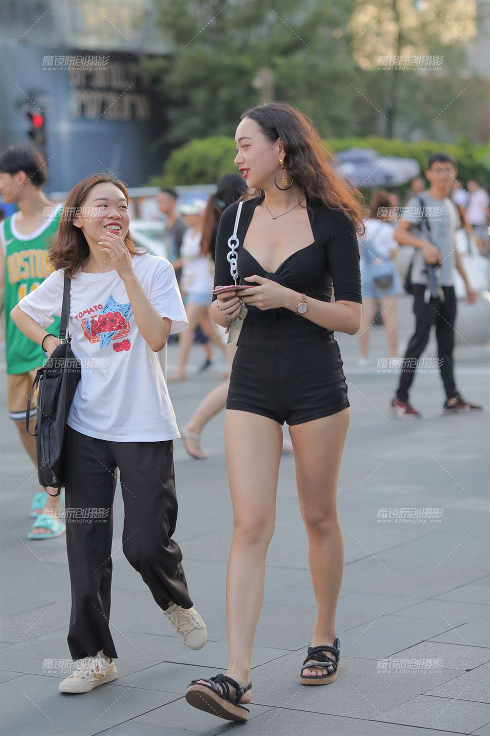 图片[1]-【凯恩赛贴】短 紧-街拍流行馆