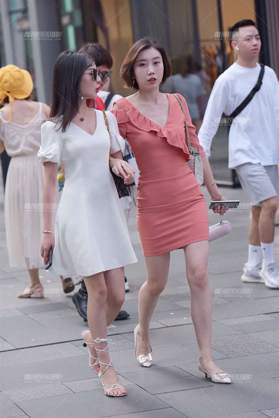 图片[4]-【慕容笙赛贴】闺蜜出行-街拍流行馆