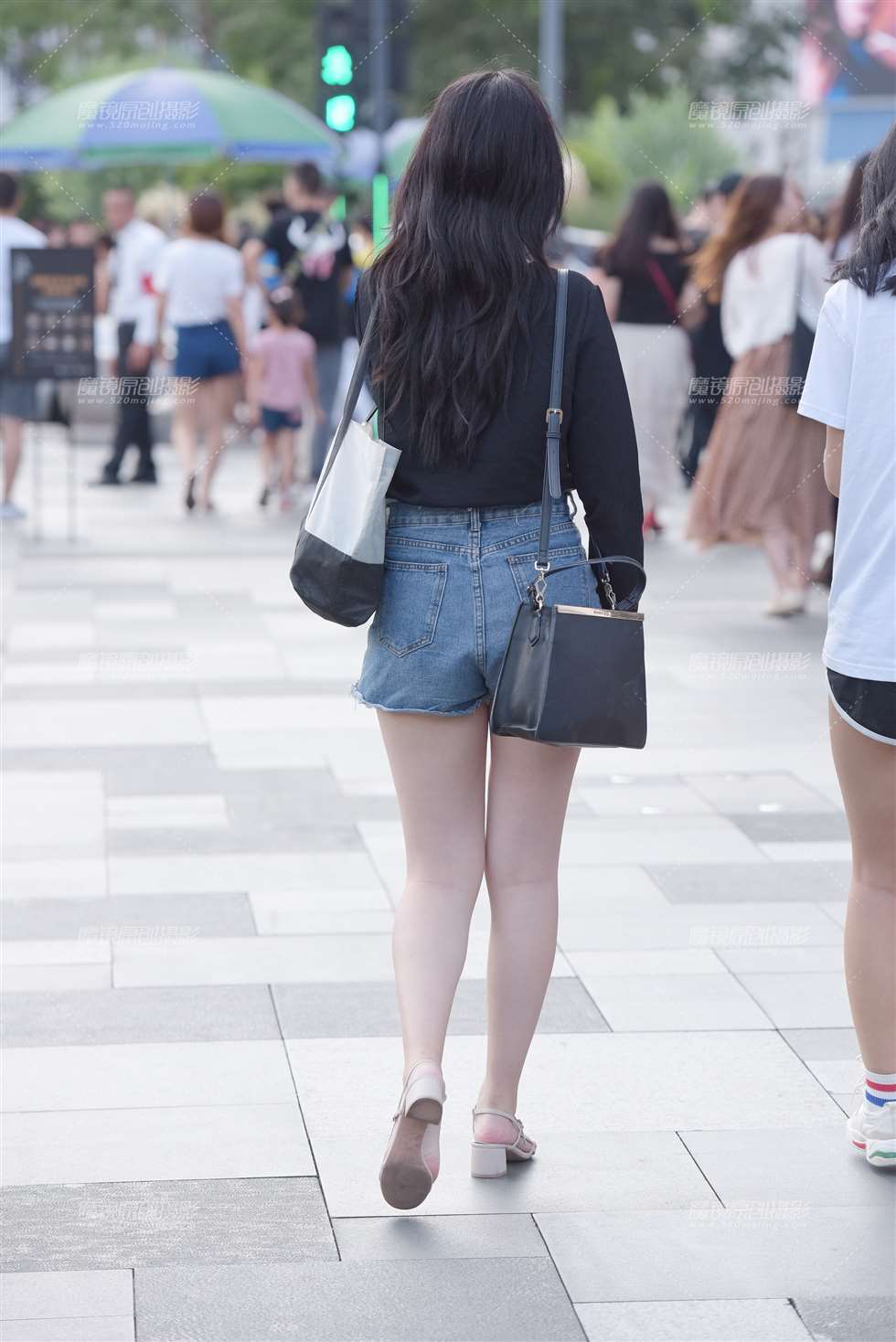 图片[2]-【慕容笙赛贴】肉肉的美女-街拍流行馆