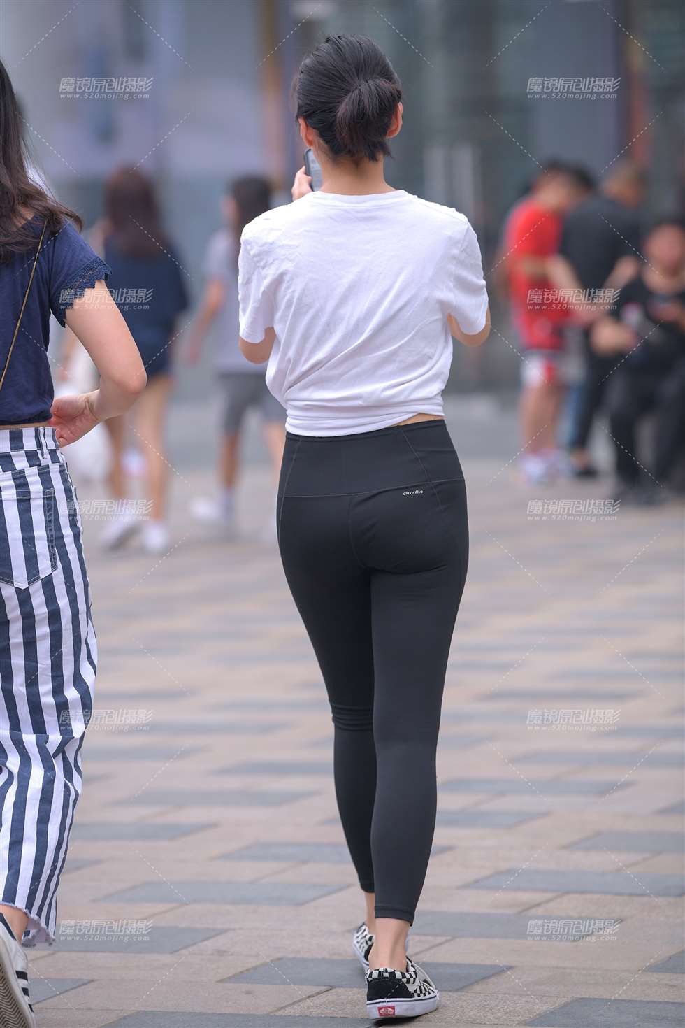 图片[2]-【街拍之魂赛帖】黑色弹力紧身喜欢吗-街拍流行馆
