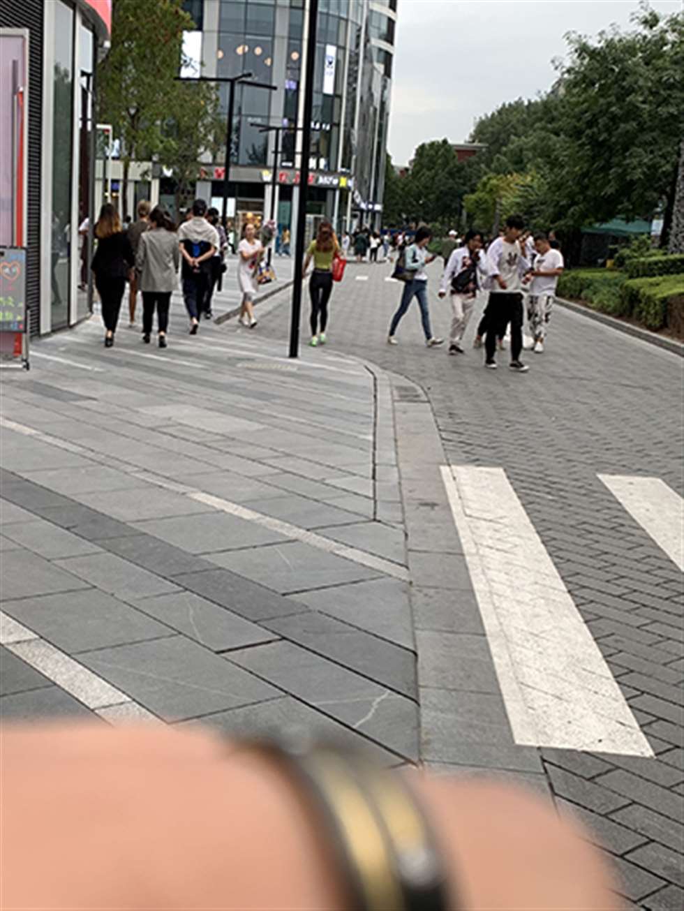 图片[3]-【红石赛帖】黑色紧身裤**-街拍流行馆