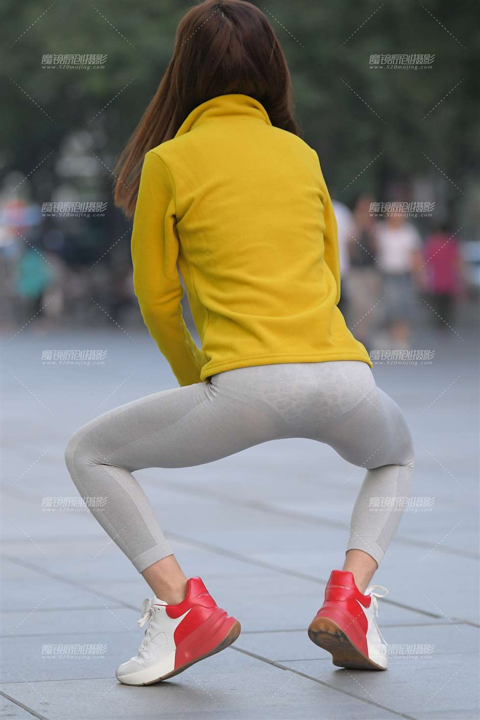 图片[5]-【红石赛帖】瑜伽裤美女-街拍流行馆