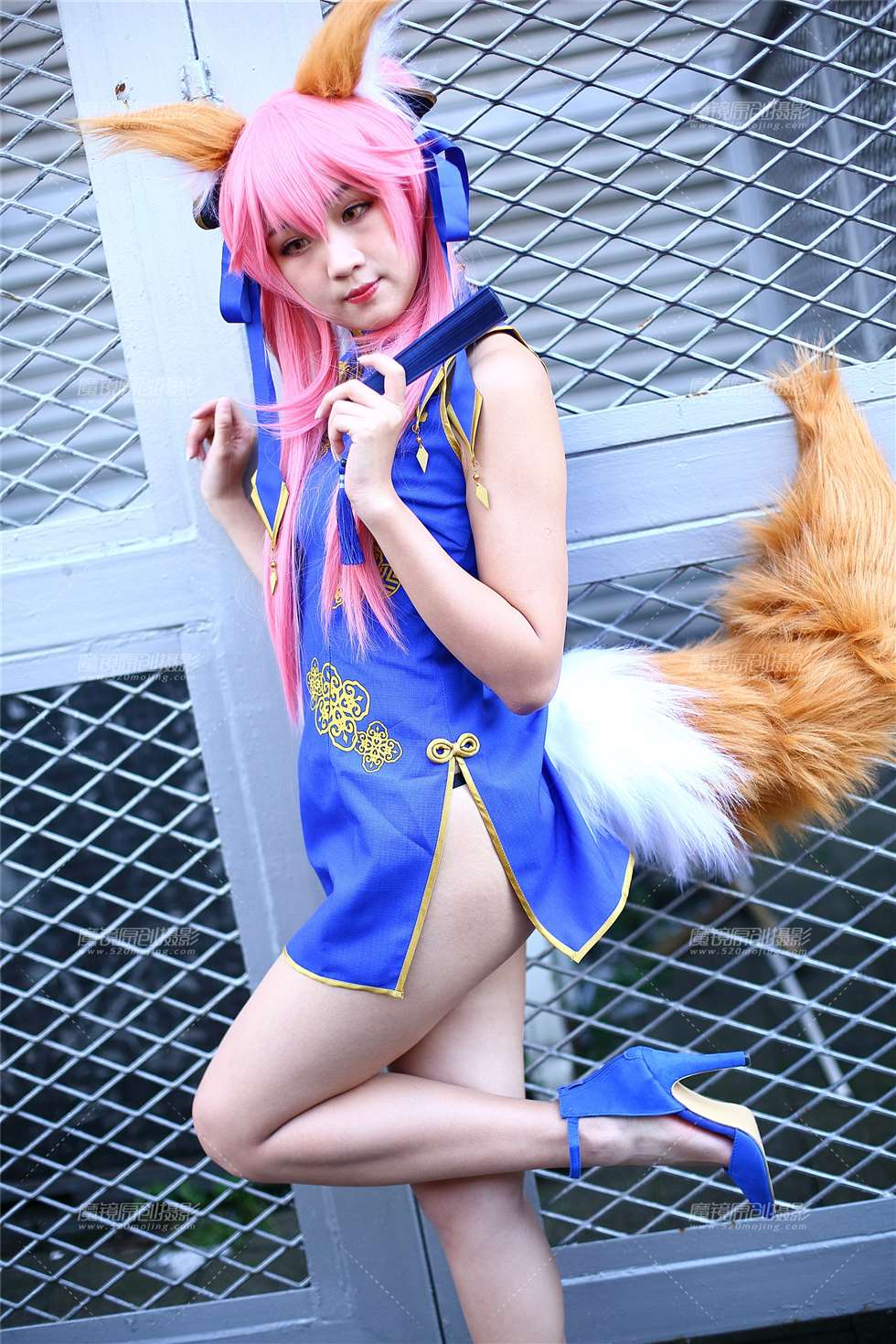 图片[4]-蓝色连衣短裙长腿cosplay-街拍流行馆