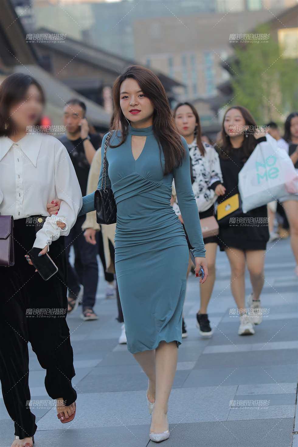 图片[4]-【凯恩赛贴】美女该有的韵味-街拍流行馆