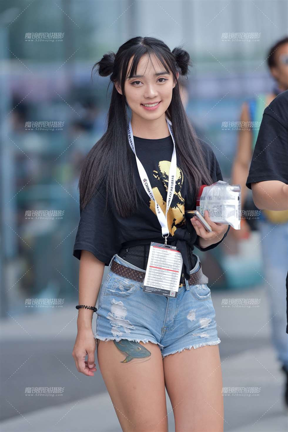图片[3]-【赛德克赛帖】甜美热裤小妹-街拍流行馆