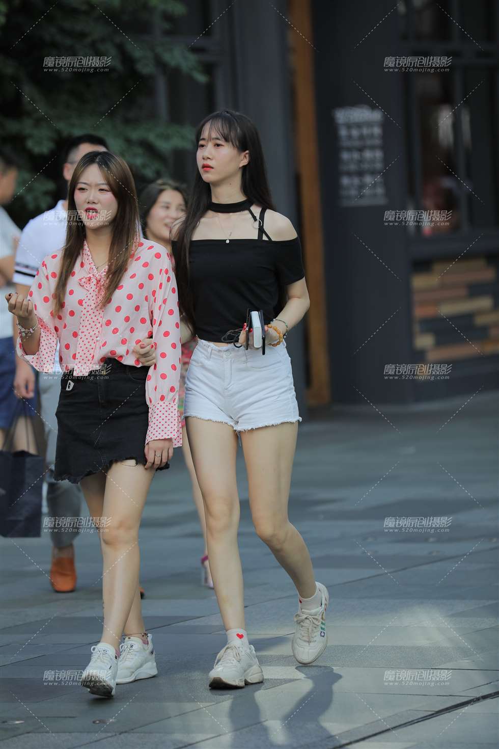 图片[5]-【凯恩赛贴】甜美乖巧的长腿热裤美眉-街拍流行馆