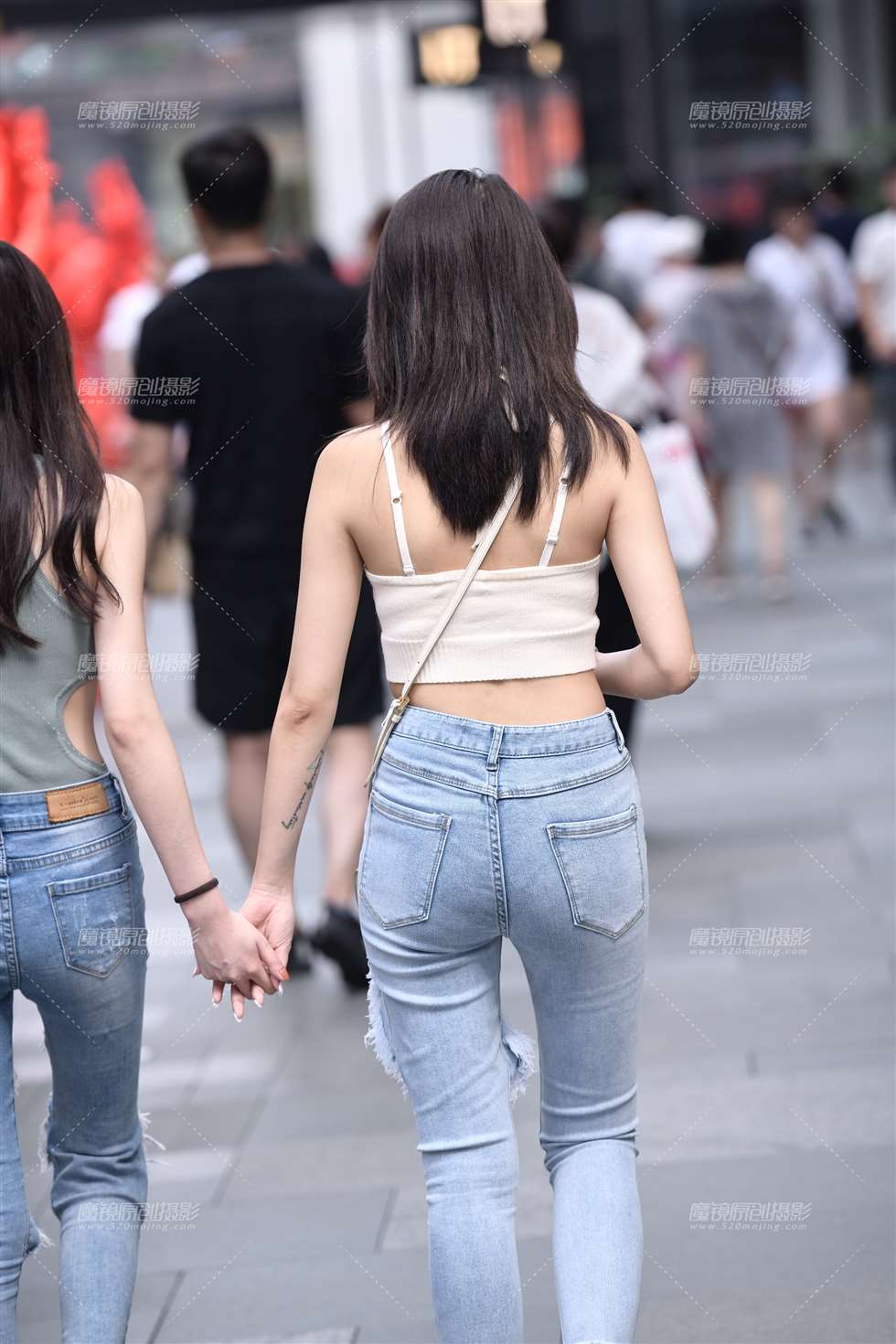 图片[4]-【慕容笙赛贴】闺蜜出行-街拍流行馆