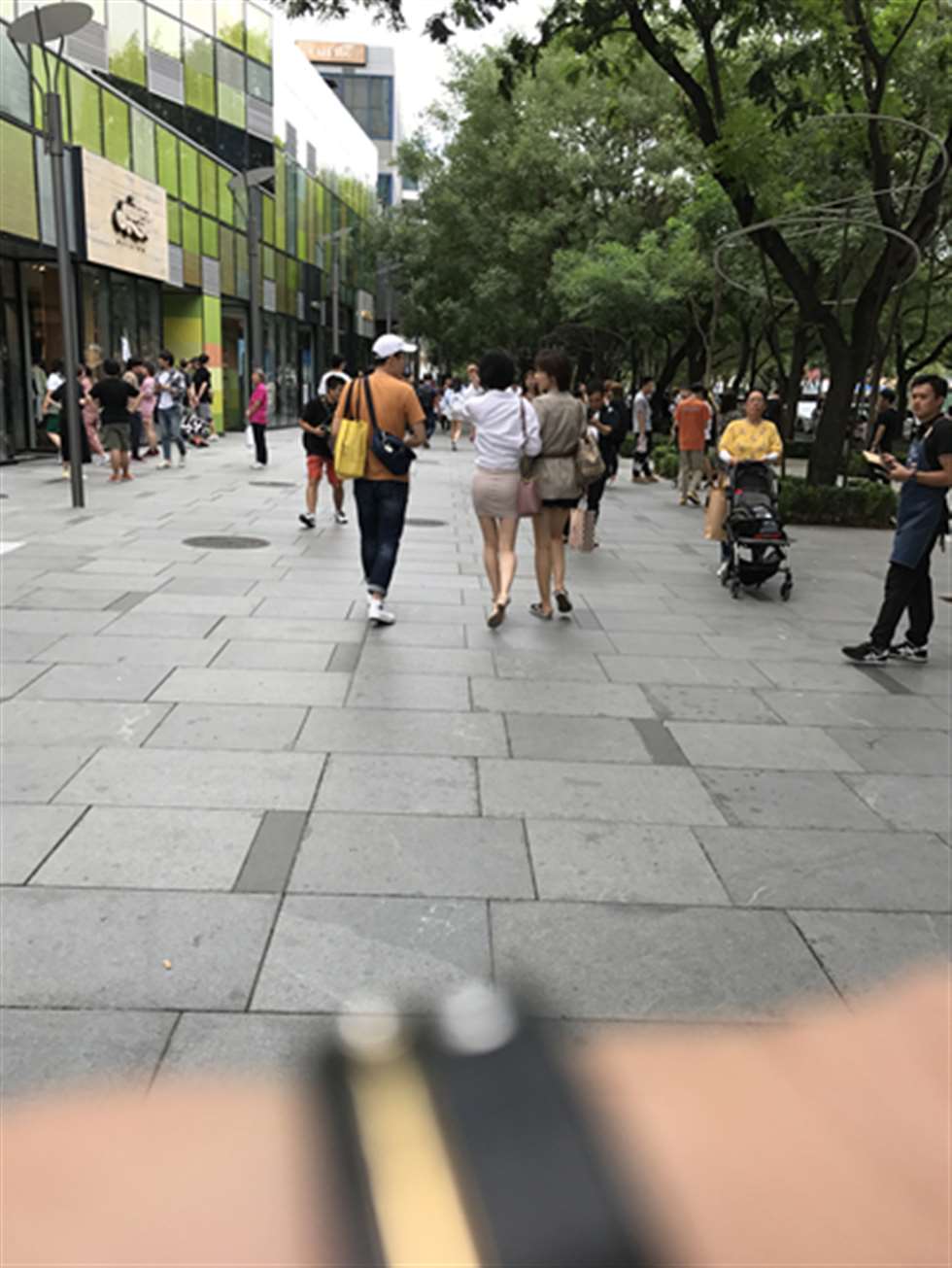 图片[3]-【玻璃赛帖】高挑气质白领-街拍流行馆