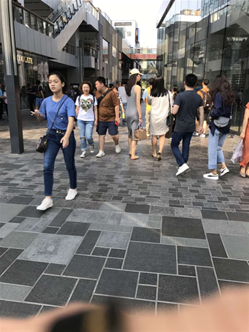 图片[3]-【玻璃赛帖】高挑性感白领**-街拍流行馆